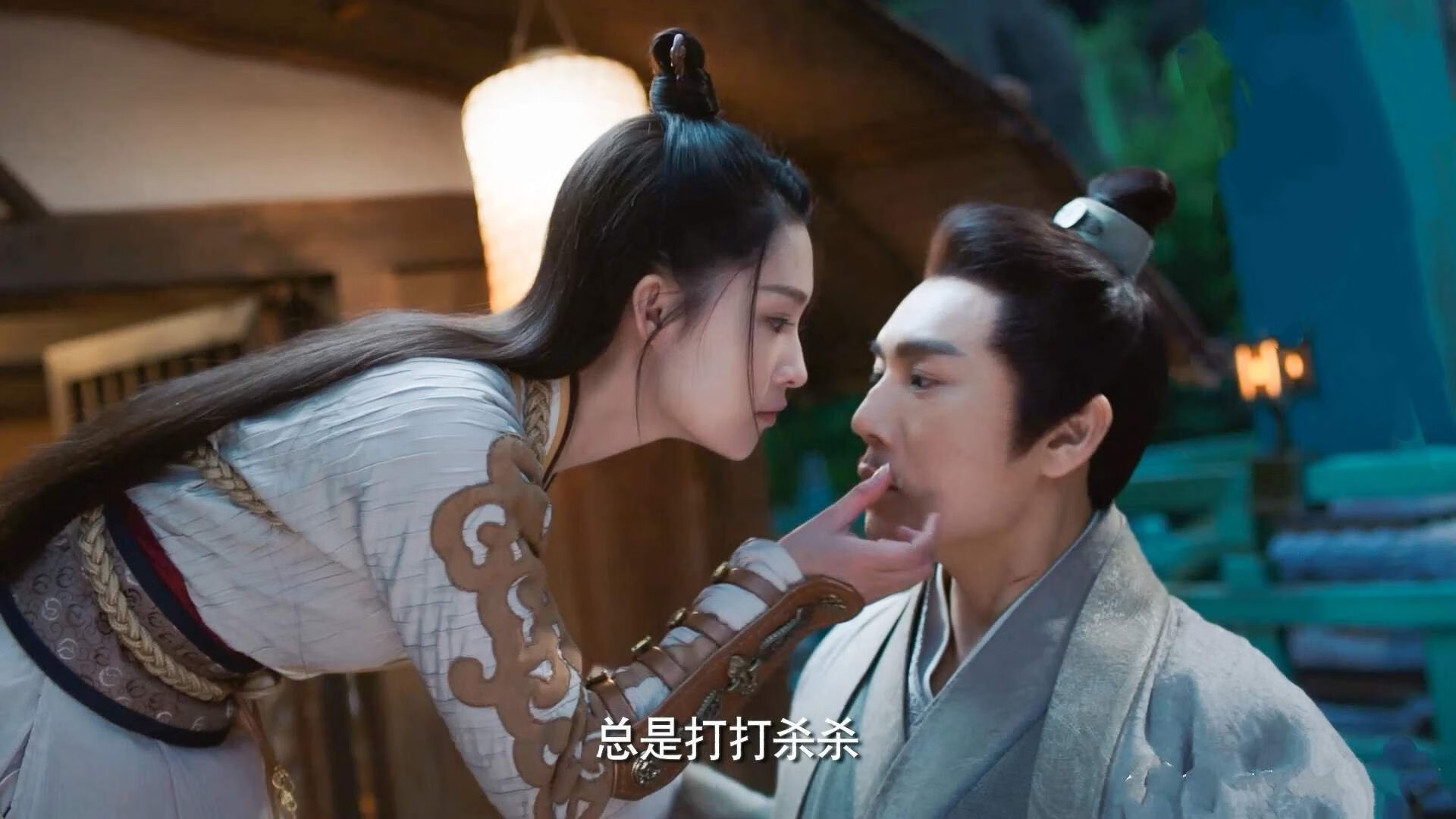 双线奇迹,当里昂绝杀德国与拉什福德扛起全队共同诠释绿茵孤勇