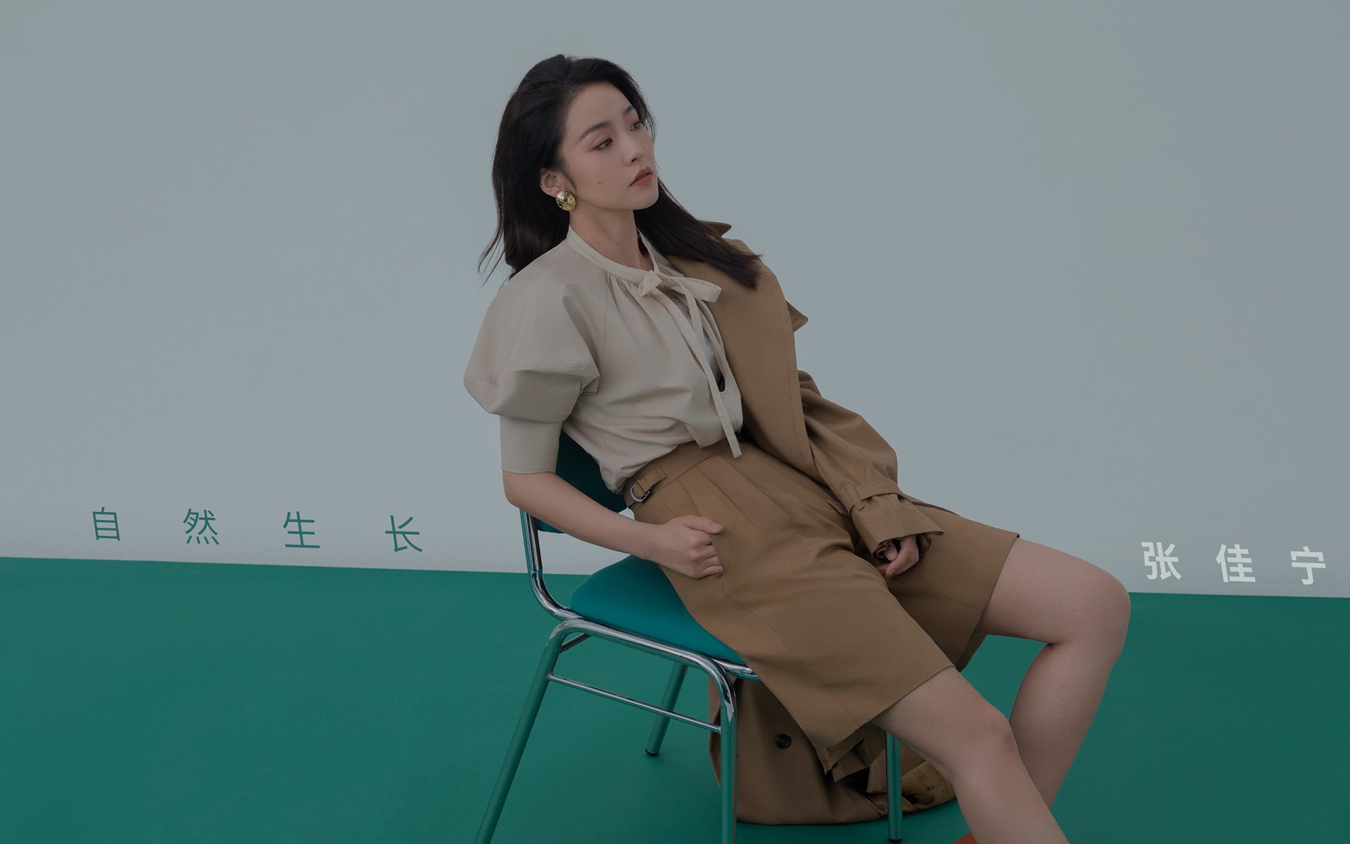 冰冷雨水与滚烫香槟,当哈斯老爷车碾过红牛王朝的裂缝