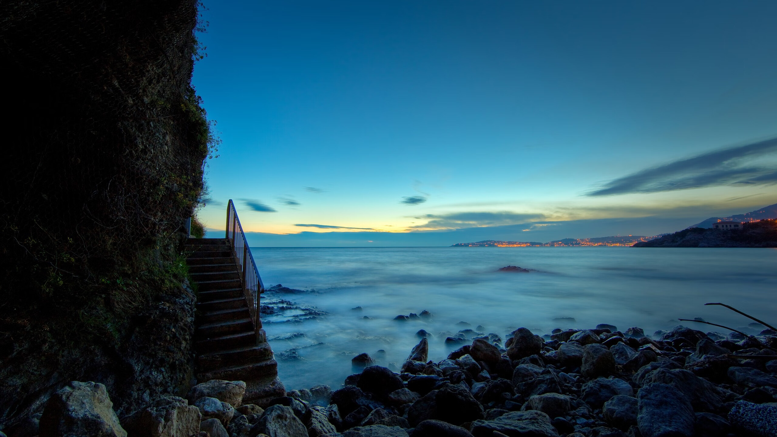 索伯车队逆境狂飙23分逆袭阿斯顿马丁，周冠宇状态觉醒成关键先生