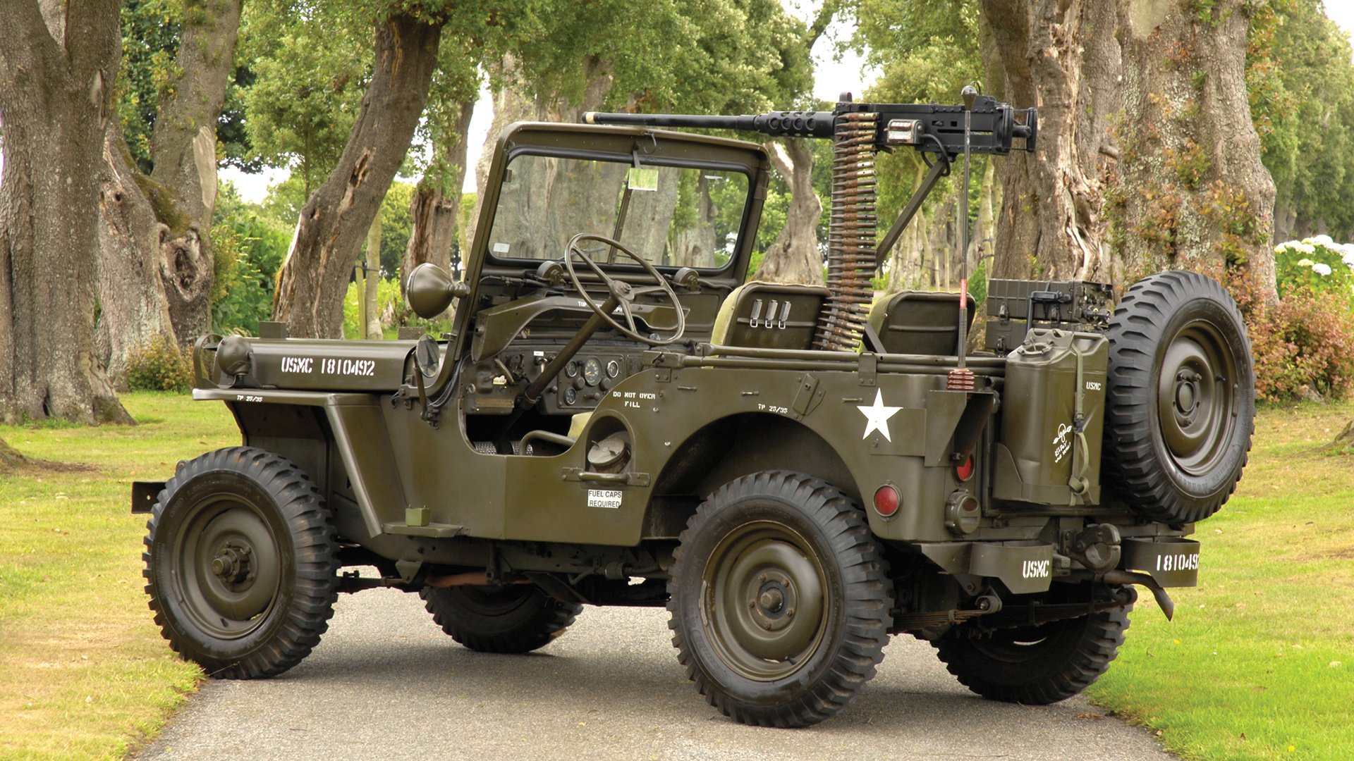 您提供的关键词组合非常独特—它巧妙混合了足球与篮球的元素。这正是一个绝佳的创意切入点，让我们打破常规，写一篇与众不同的文章