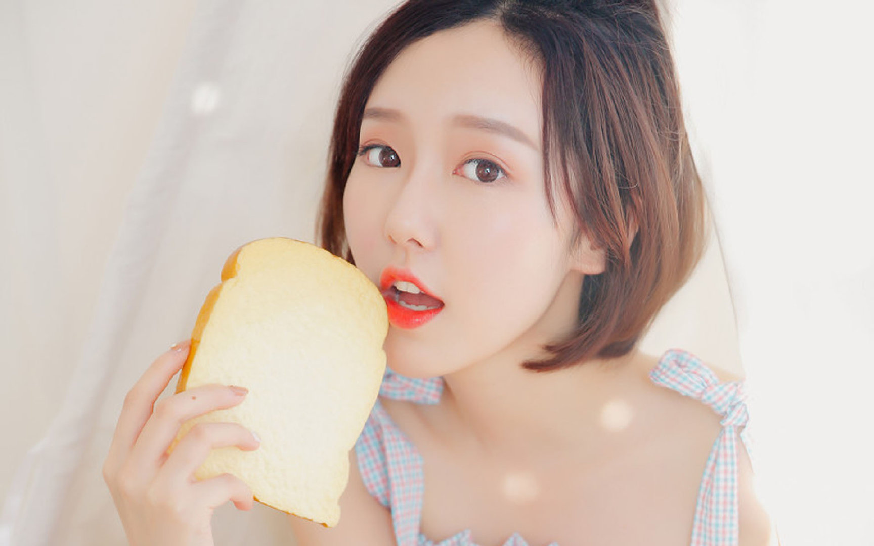 德甲争冠战之夜，一道流星划破安联，乔治冲破心魔证明身价