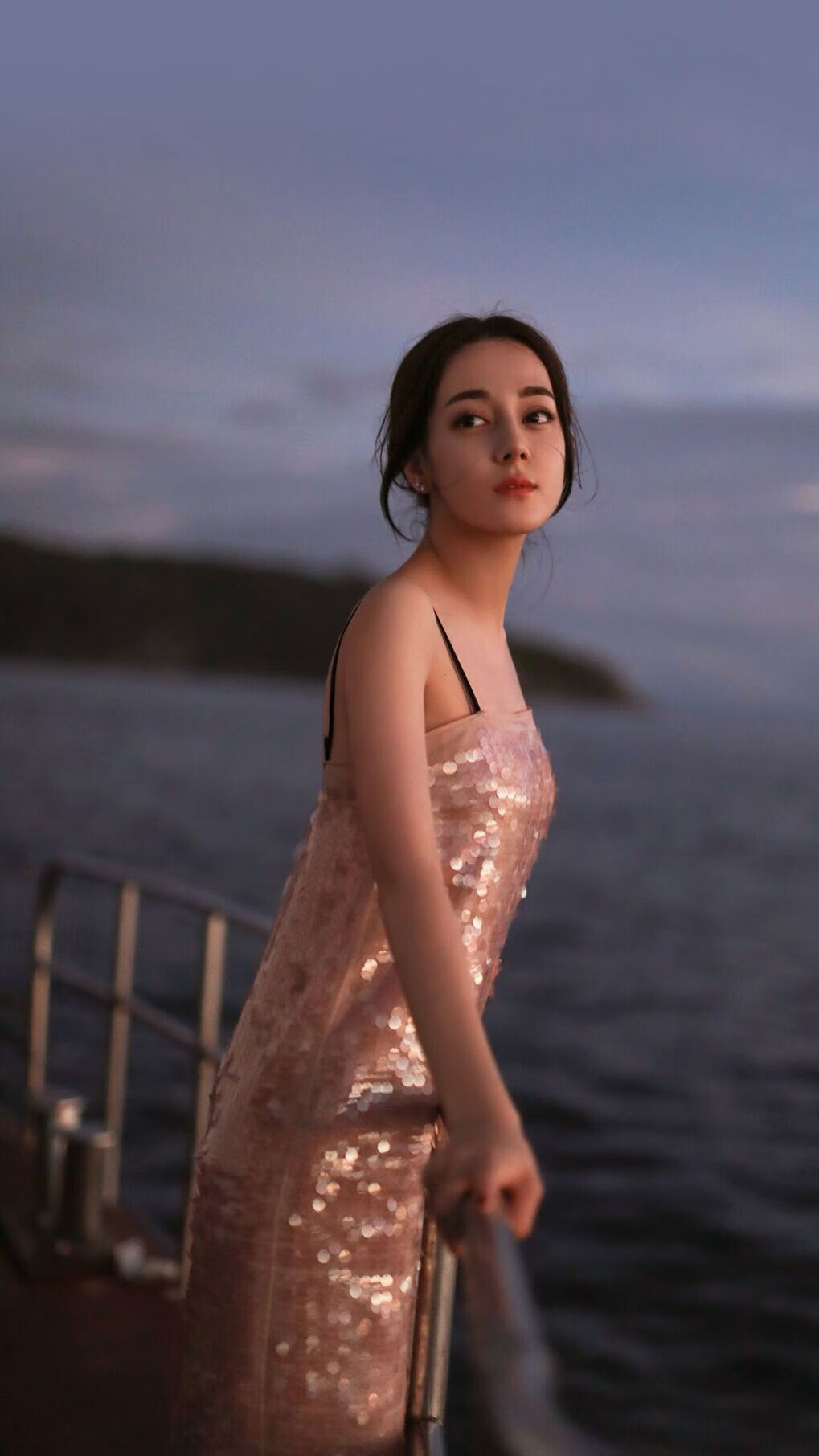 压制级的演出，恩比德用50分统治火箭之夜