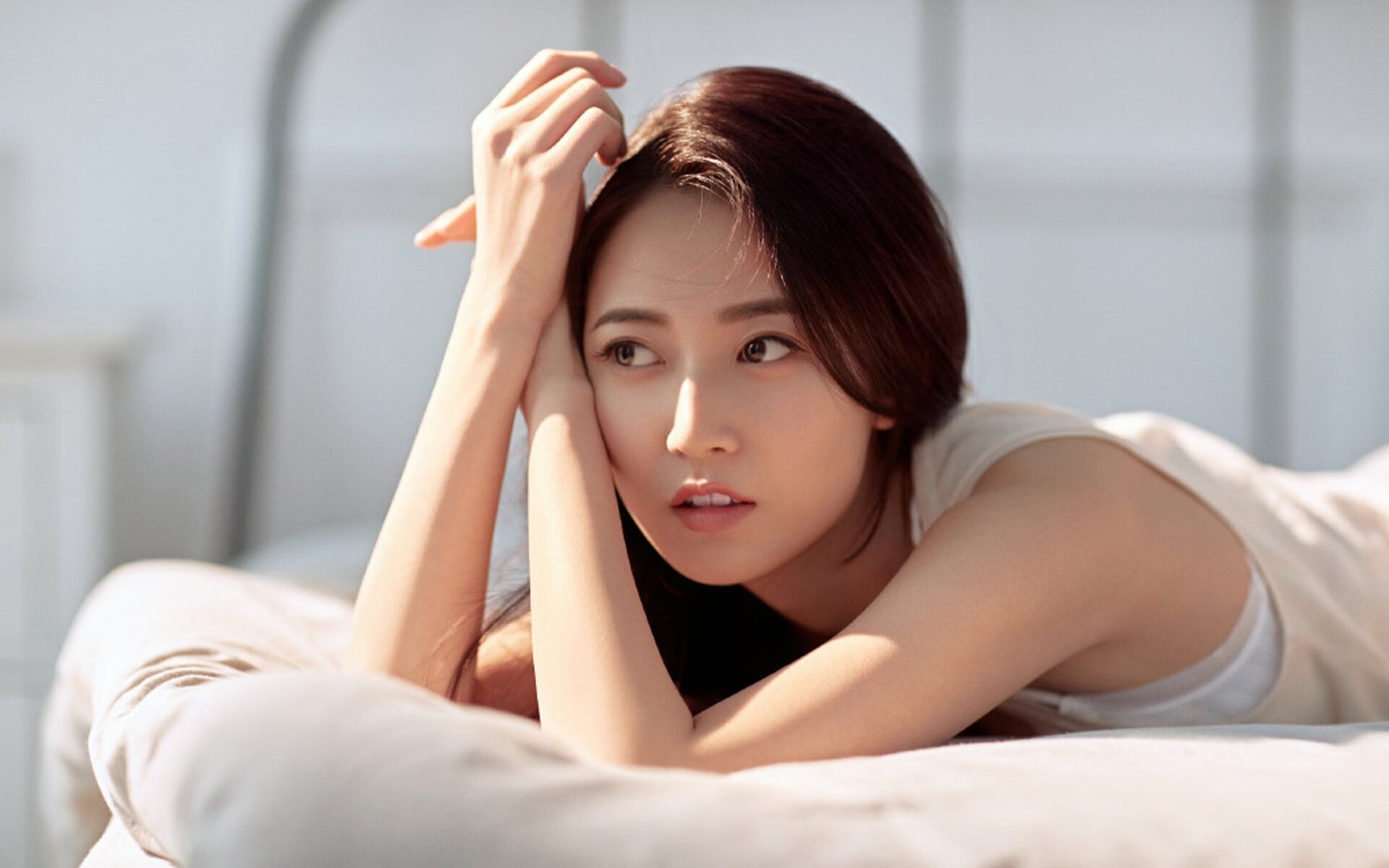 跨界对决,F1年度争冠的狂飙与足坛生死战的围剿