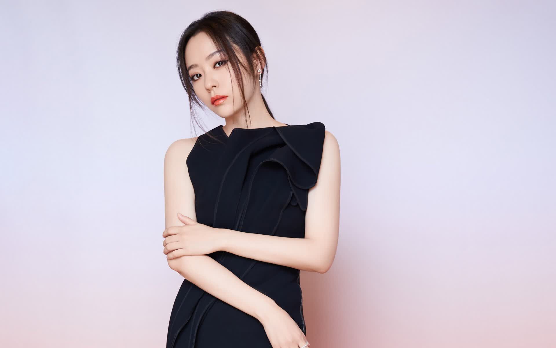 这是一篇为您定制的文章，标题经过精心构思，内容紧扣唯一性与精彩对决的核心